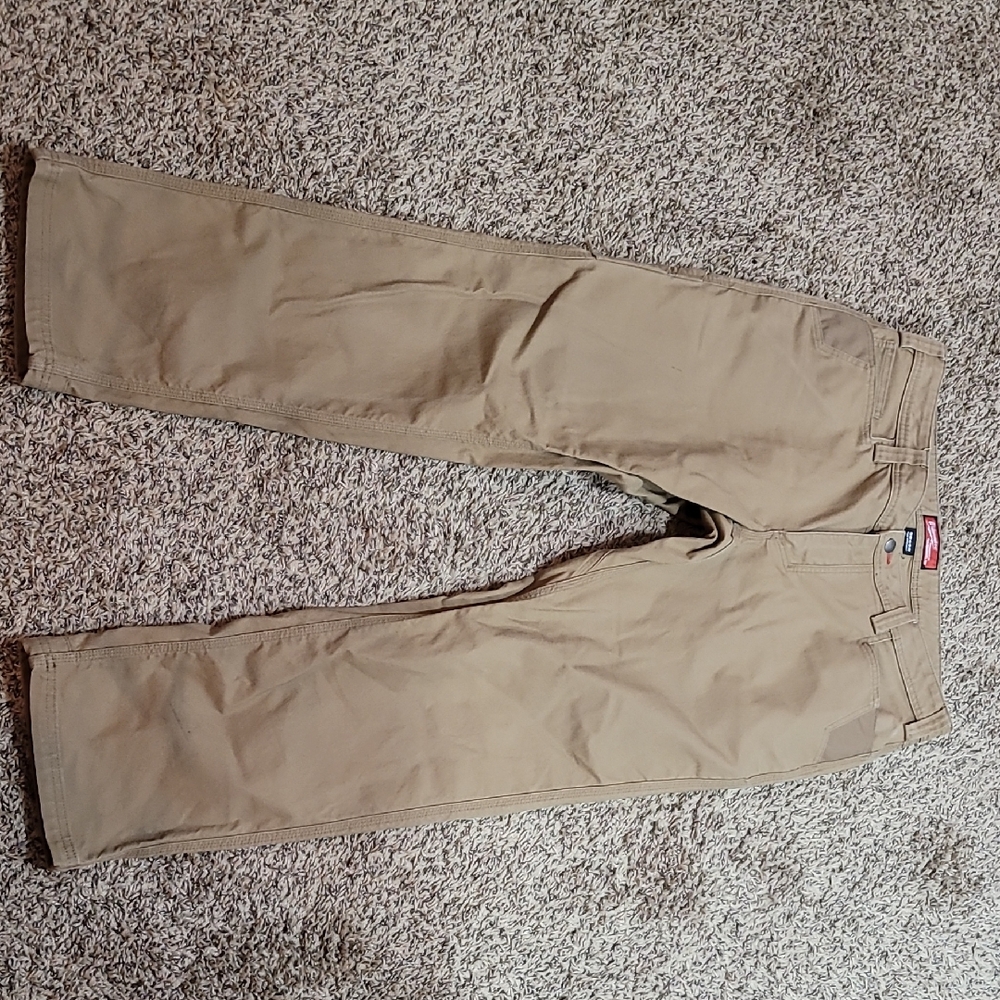 Classic Men's Khaki Chinos